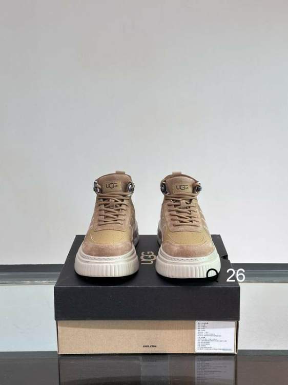 Picture of UGG Shoes _SKUUGGsz39-44LL110519921